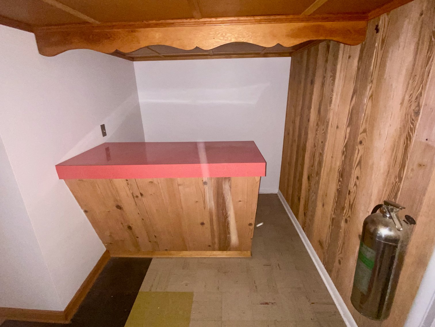 Image for 3 BR/1 BA Home w/Basement on .33 +/- Acre Lot in The Heart of Vienna, VA--SELLING to the HIGHEST BIDDER!!