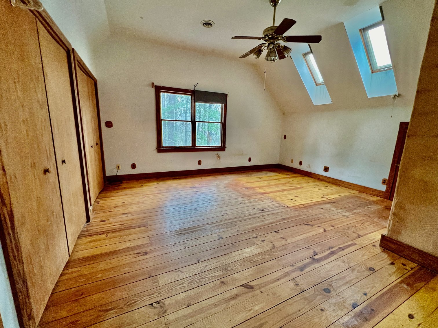 Image for 3 BR/2 BA Home w/Basement & 1,400' +/- of Hazel River Frontage on 25 +/- Acres in Culpeper County, VA--SELLING to the HIGHEST BIDDER via ONLINE ONLY BIDDING!!