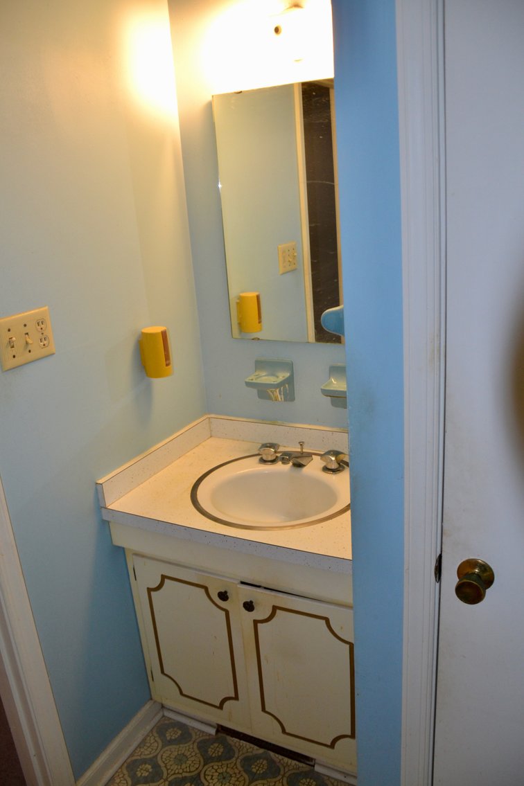 Image for 3 BR/2 BA Home in the Sheraton Hills East Neighborhood of Fredericksburg, VA--SELLING to the HIGHEST BIDDER!!