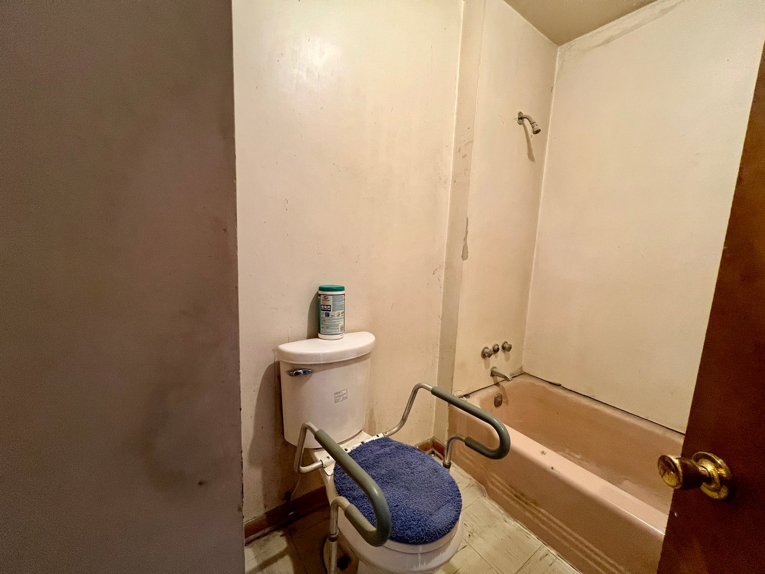 Image for 2 BR/1 BA Home w/Basement & Outbuilding on 1.13 +/- Acres in Madison County, VA--ONLINE ONLY BIDDING!!