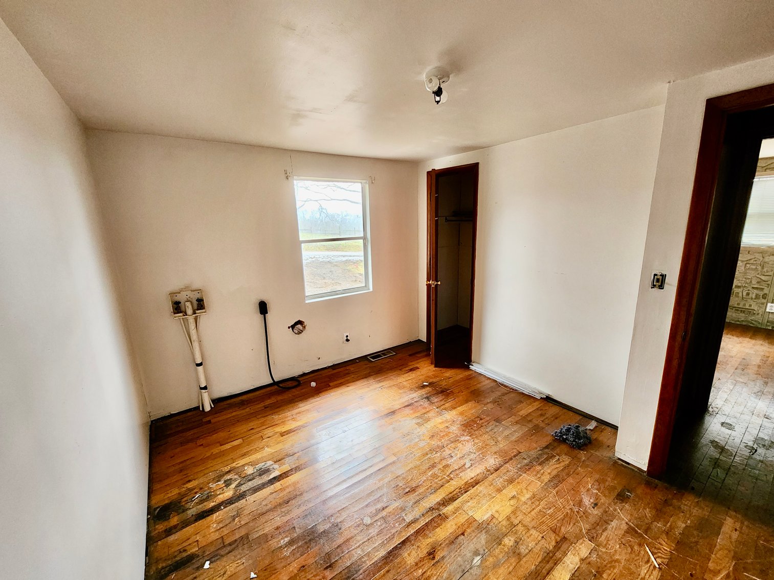 Image for 3 BR/1.5 BA Home w/Basement on .50 +/- Acres in Bland, VA--SELLING to the HIGHEST BIDDER via ONLINE ONLY BIDDING!!