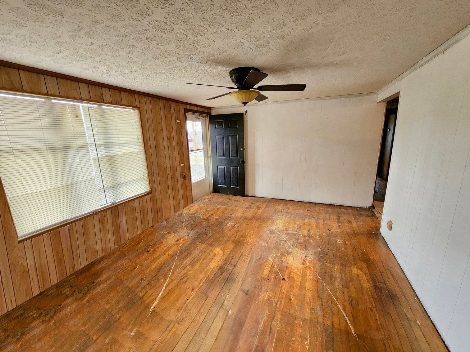 Image for 3 BR/1.5 BA Home w/Basement on .50 +/- Acres in Bland, VA--SELLING to the HIGHEST BIDDER via ONLINE ONLY BIDDING!!