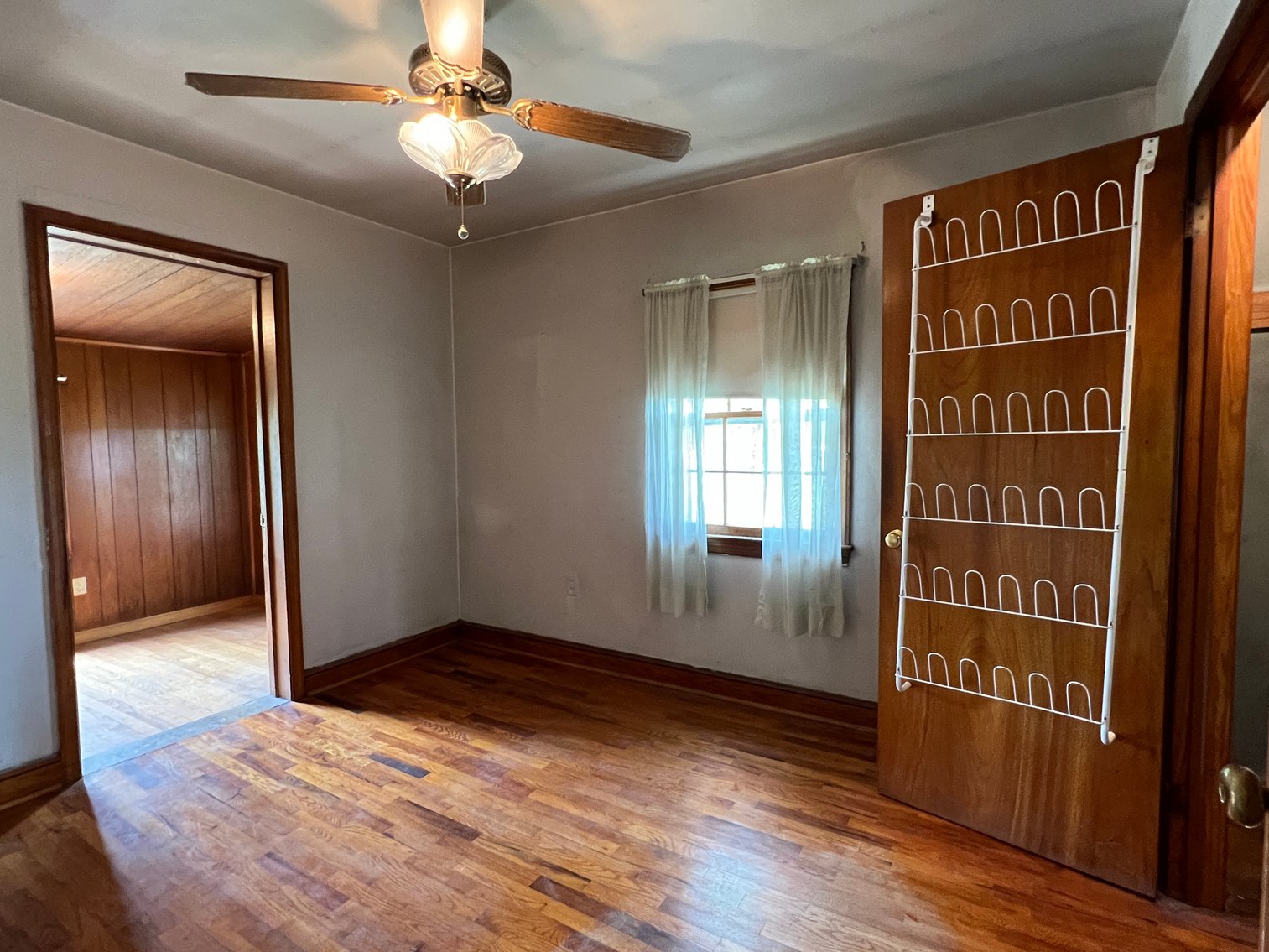 Image for 2 BR/1 BA Home on 2 +/- Acres w/Scenic Mountain Views in Culpeper County, VA--SELLING to the HIGHEST BIDDER!!