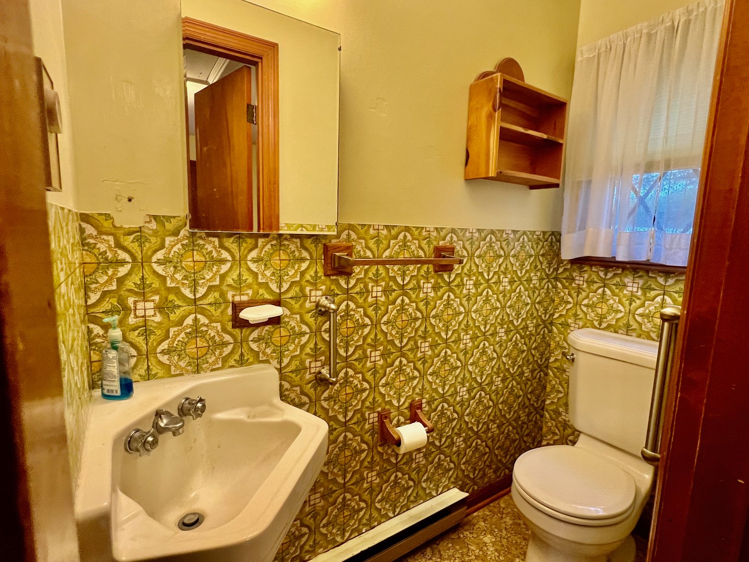 Image for 4 BR/2.5  BA Home w/Basement, Attached Garage & Barn/Shed on 7.5 +/- Acres in Prince William County, VA