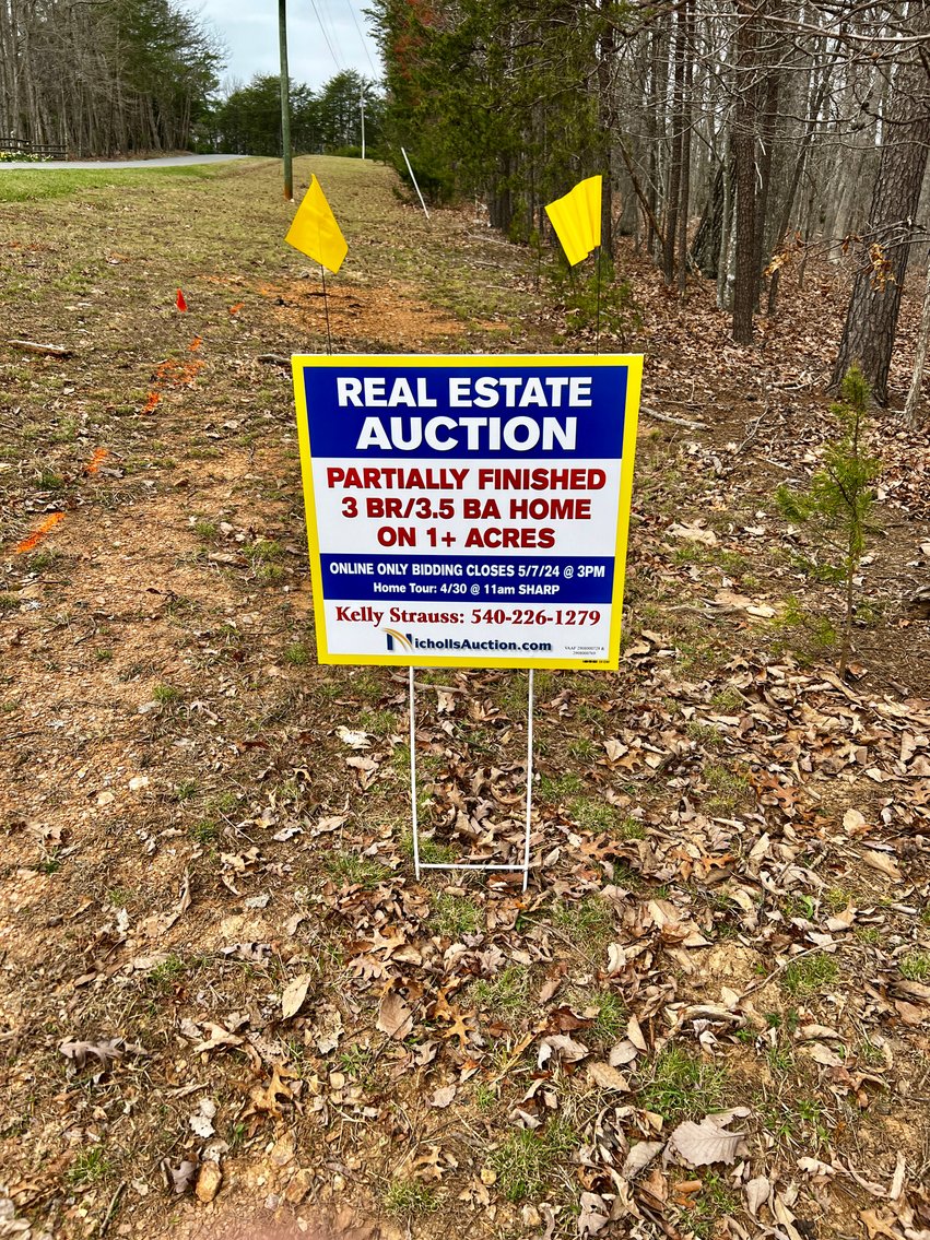 Image for 3 BR/3.5 BA Water View Home in the Smith Mountain Lake Community of Mountain View Shores--ONLINE ONLY BIDDING!!