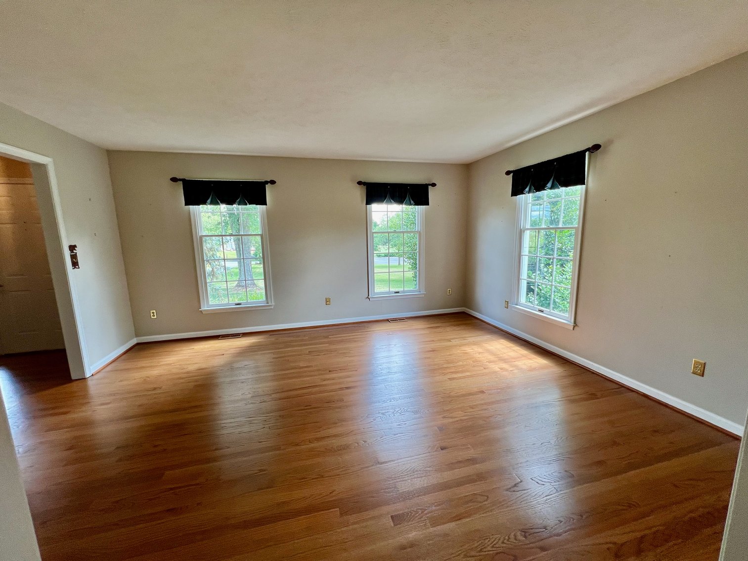 Image for 3 BR/2.5 BA Home w/Recent Upgrades on Large 1.34 +/- Acre Lot in Culpeper, VA--SELLING to the HIGHEST BIDDER!!