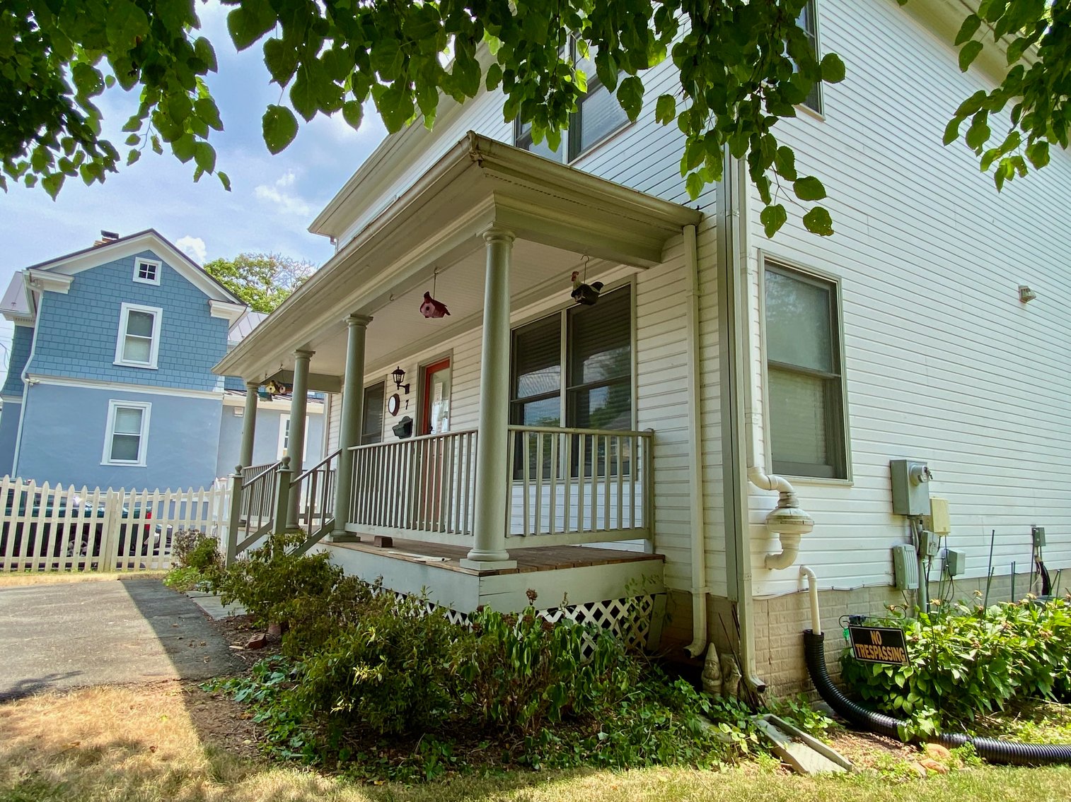 Image for 4 BR/3 BA Home & Adjacent .14 +/- Acre Vacant Lot in The Town of Leesburg, VA--SELLING to the HIGHEST BIDDER!!