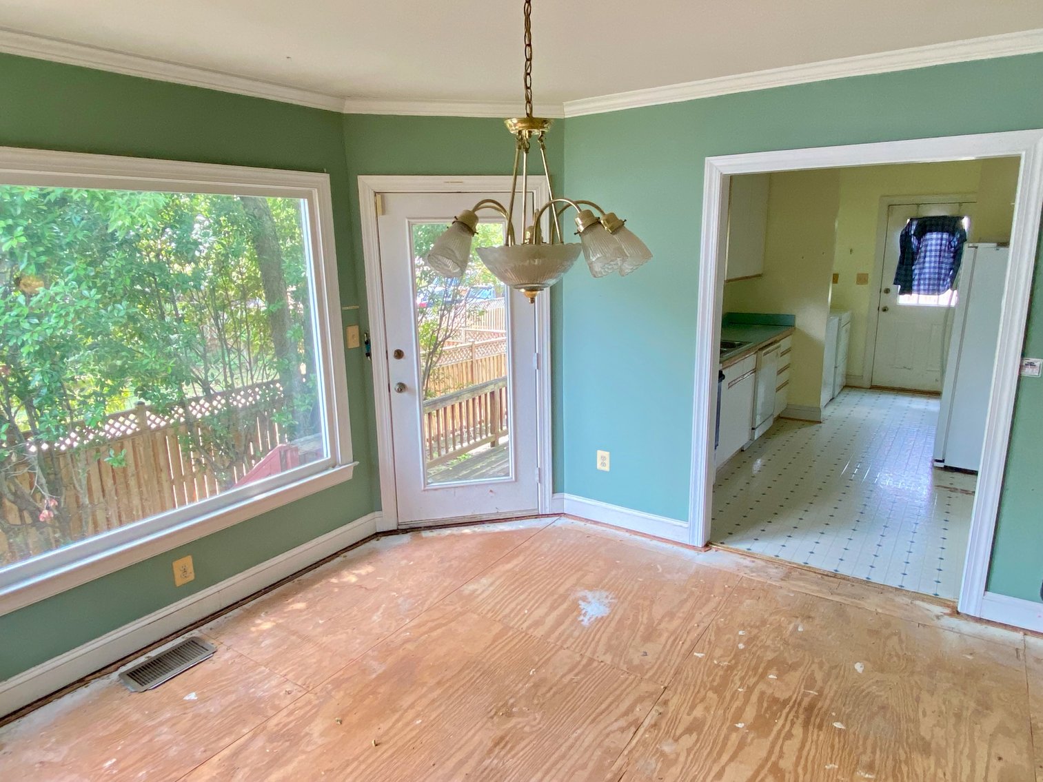 Image for 4 BR/3 BA Home & Adjacent .14 +/- Acre Vacant Lot in The Town of Leesburg, VA--SELLING to the HIGHEST BIDDER!!