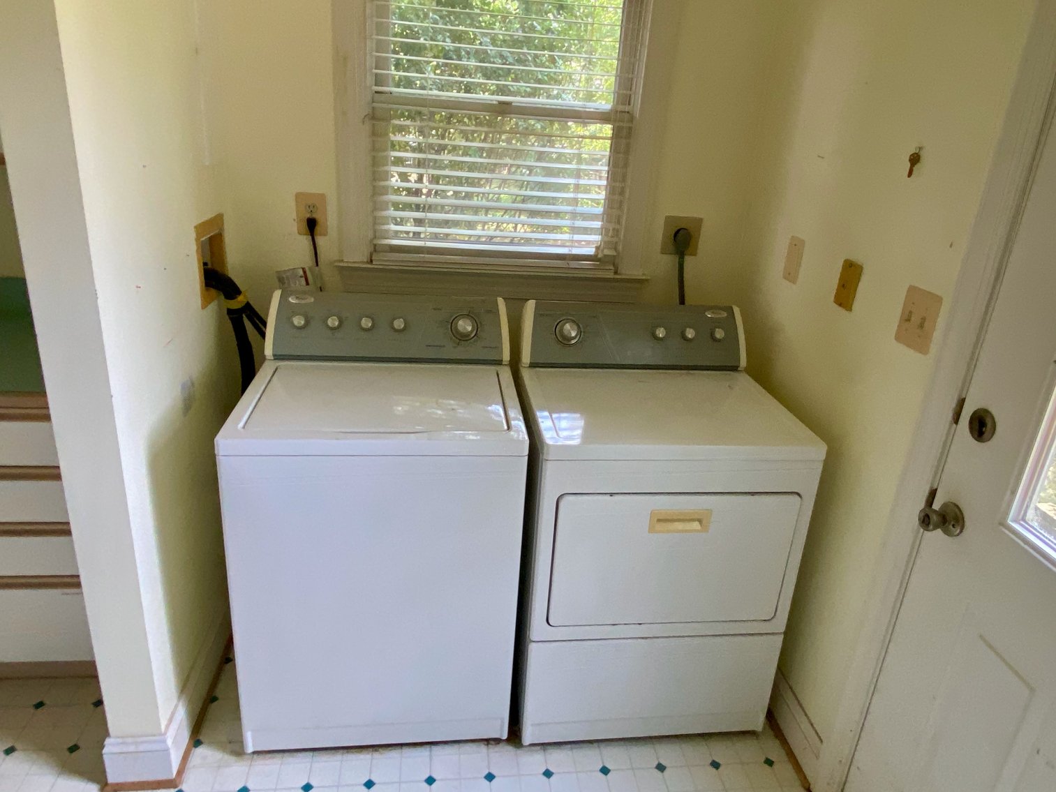 Image for 4 BR/3 BA Home & Adjacent .14 +/- Acre Vacant Lot in The Town of Leesburg, VA--SELLING to the HIGHEST BIDDER!!