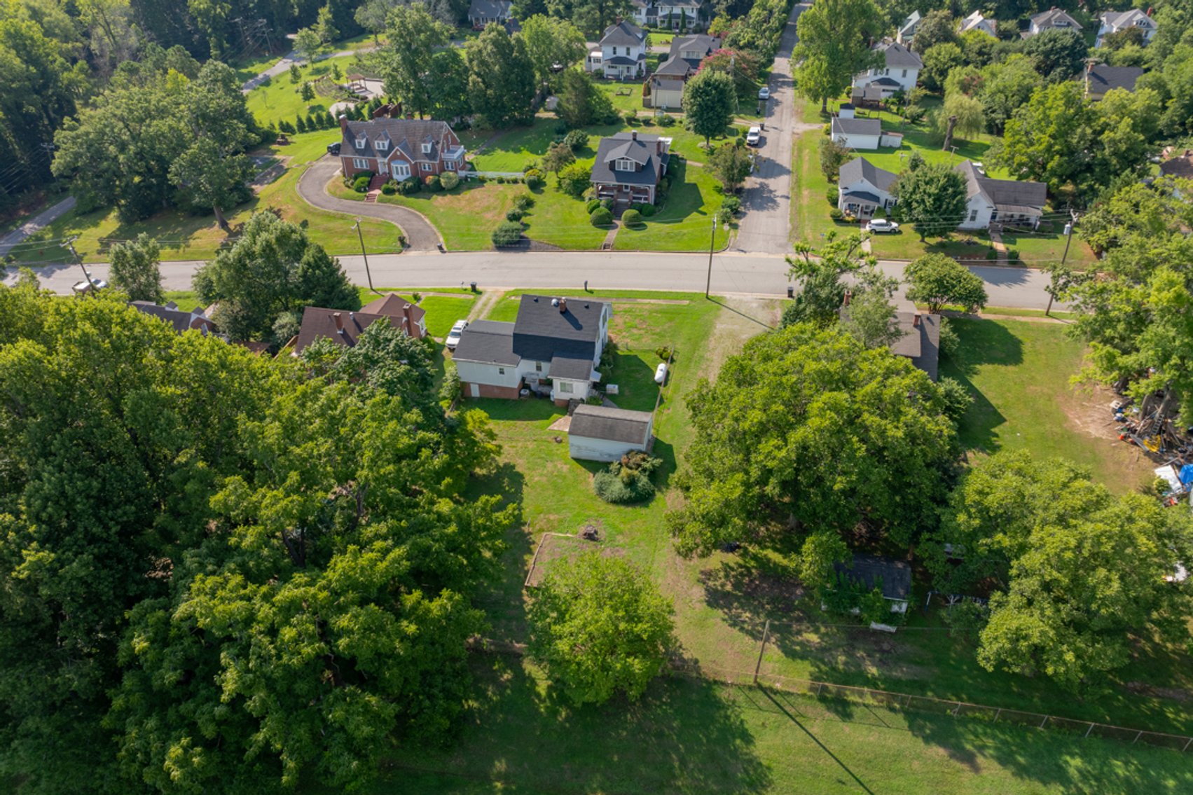 Image for 4 BR/2 BA Home on .22 +/- Acre Downtown Victoria, VA Lot--SELLING to the HIGHEST BIDDER via ONLINE ONLY BIDDING!!