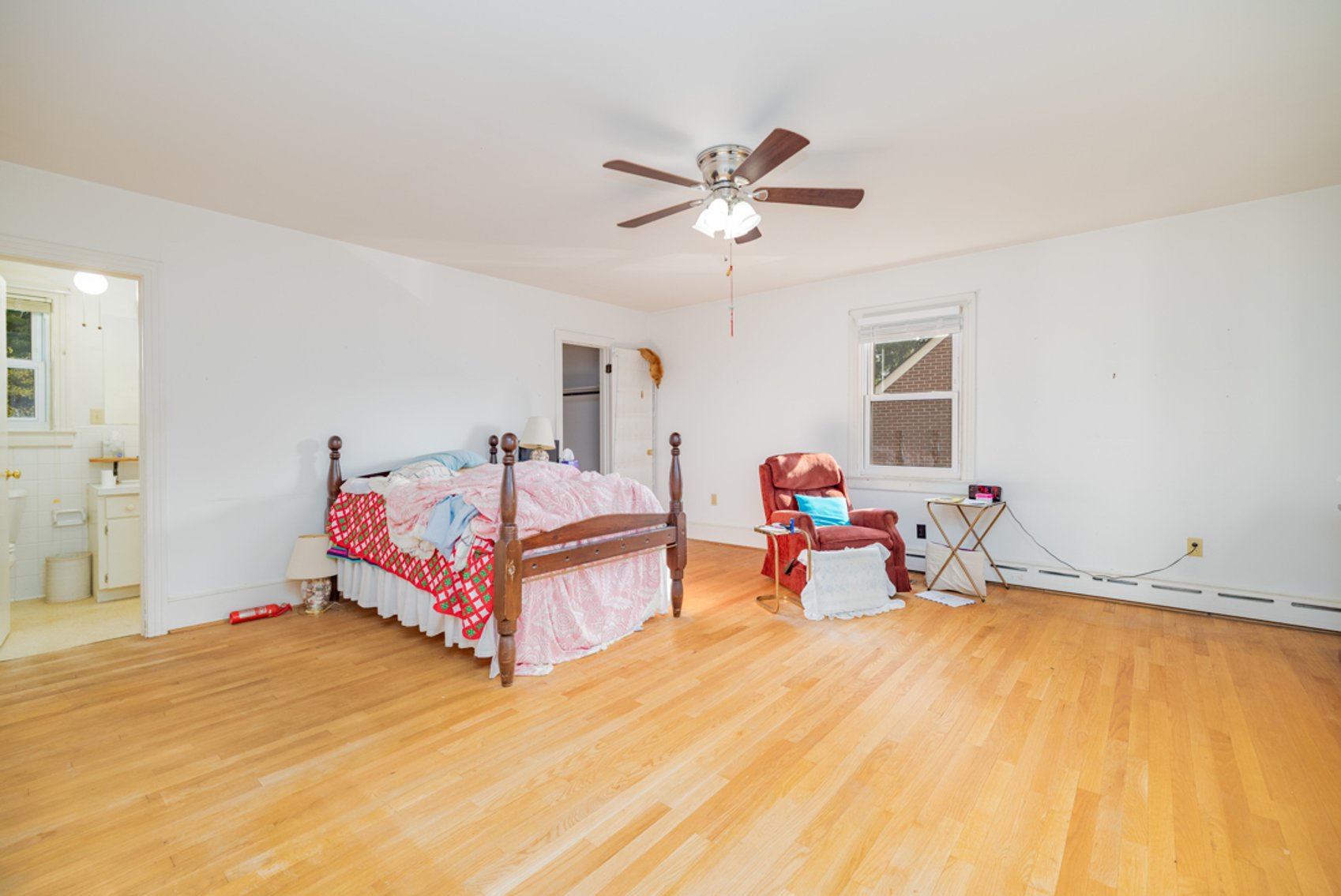 Image for 4 BR/2 BA Home on .22 +/- Acre Downtown Victoria, VA Lot--SELLING to the HIGHEST BIDDER via ONLINE ONLY BIDDING!!