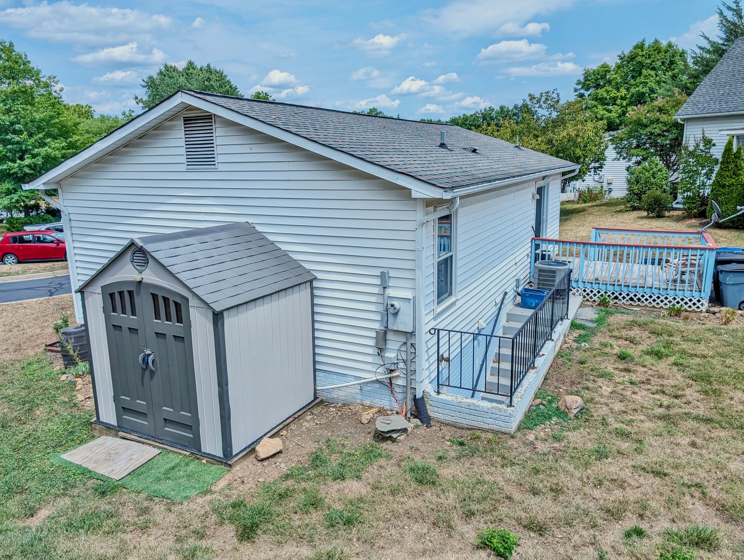 Image for 2 BR/2 BA Home in Oak View Neighborhood of Leesburg, VA--SELLING to the HIGHEST BIDDER!!