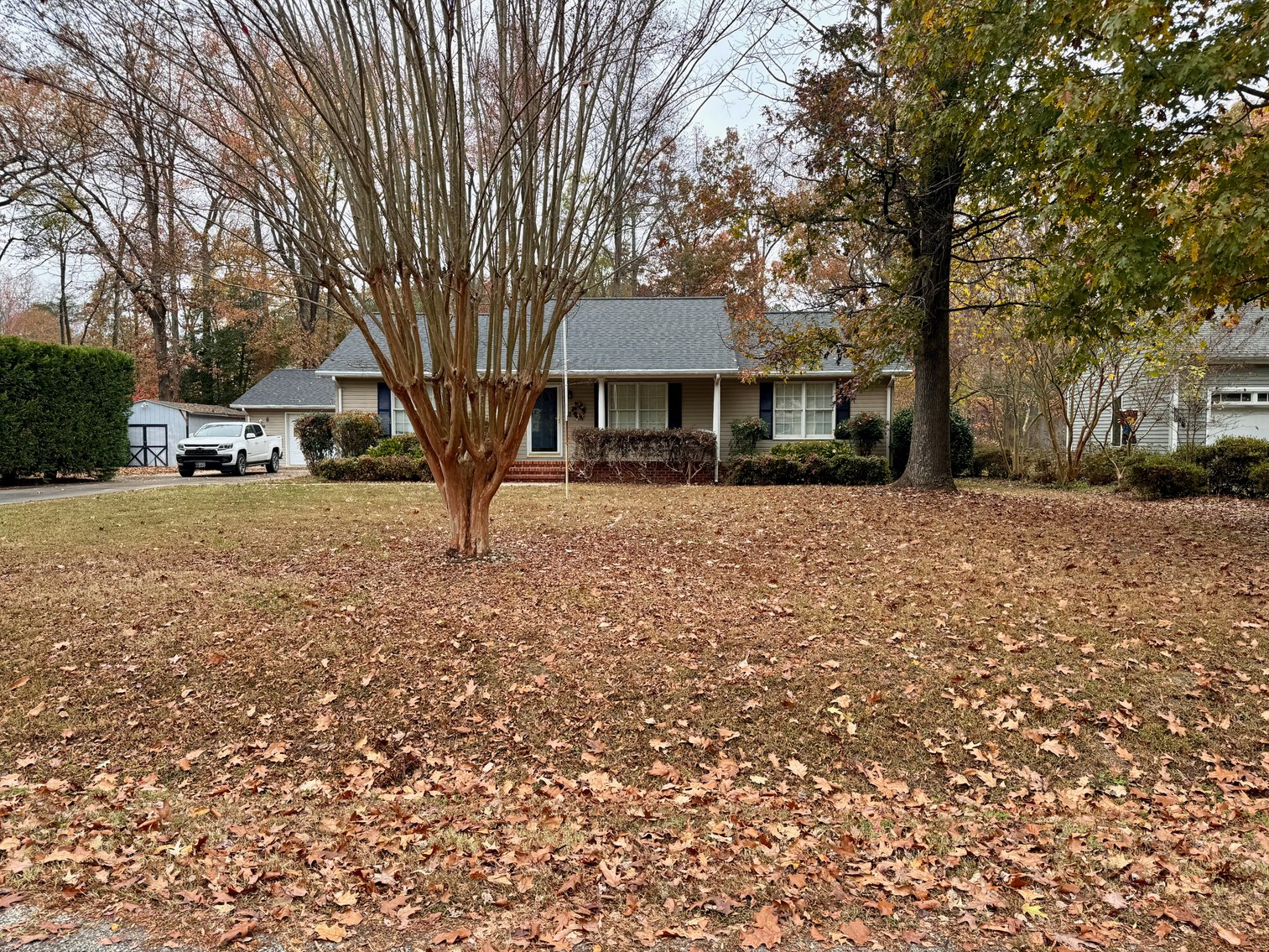 Image for 3 BR/2 BA Lake Front Home w/Detached Garage/Shop on .5 +/- Acre Lot in the Old Creek Neighborhood of Tappahannock, VA--ONLINE ONLY BIDDING!!