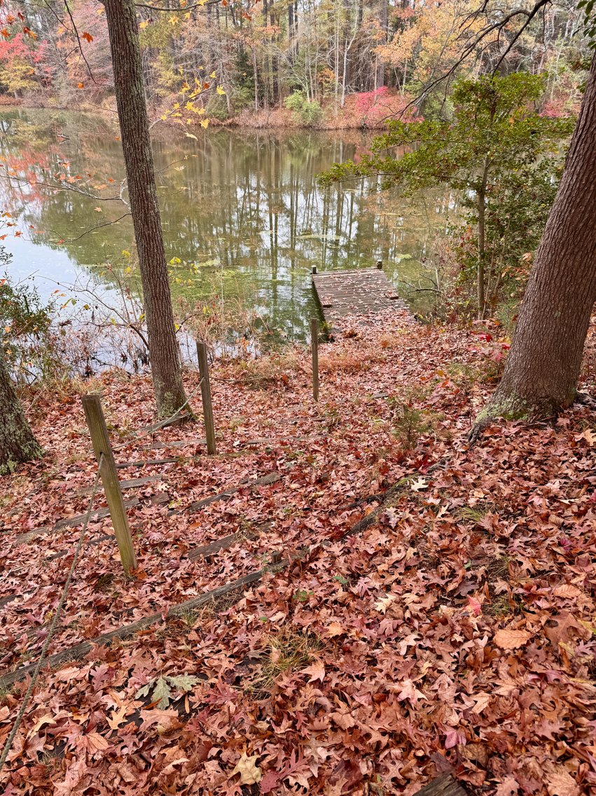 Image for 3 BR/2 BA Lake Front Home w/Detached Garage/Shop on .5 +/- Acre Lot in the Old Creek Neighborhood of Tappahannock, VA--ONLINE ONLY BIDDING!!