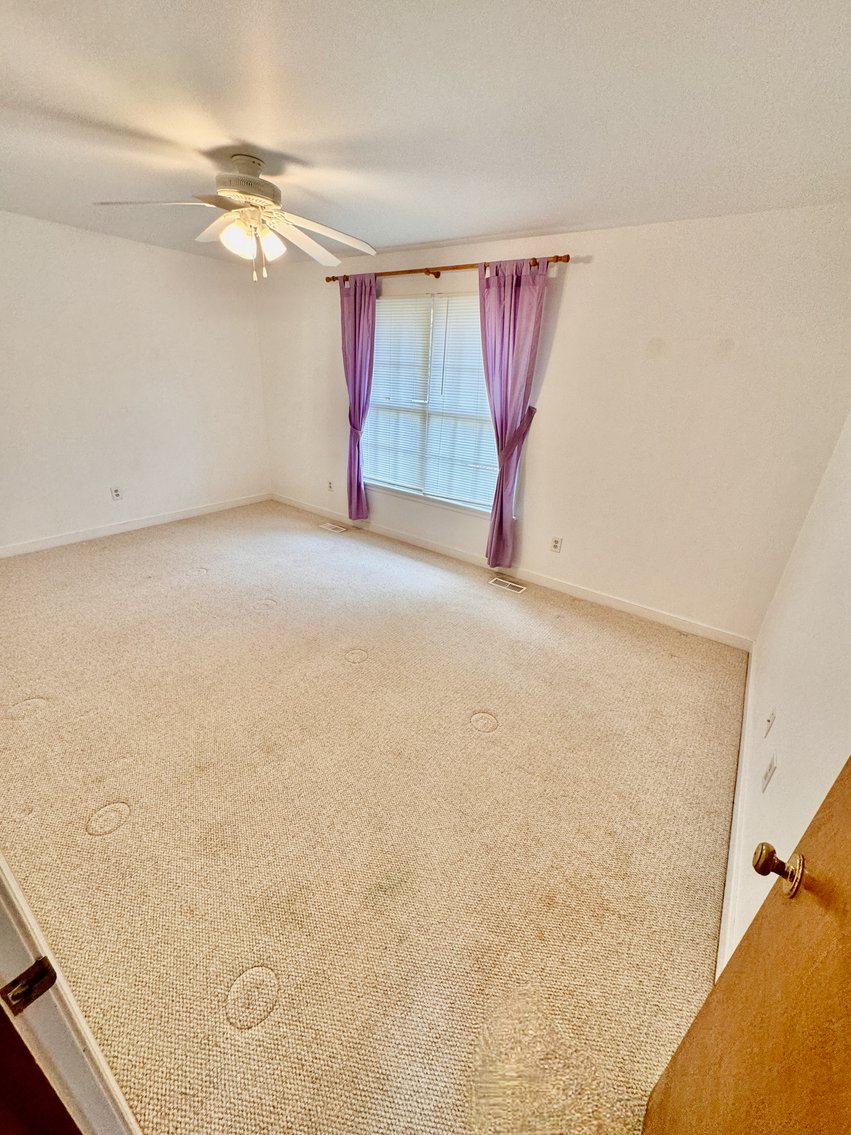 Image for 3 BR/2 BA Lake Front Home w/Detached Garage/Shop on .5 +/- Acre Lot in the Old Creek Neighborhood of Tappahannock, VA--ONLINE ONLY BIDDING!!