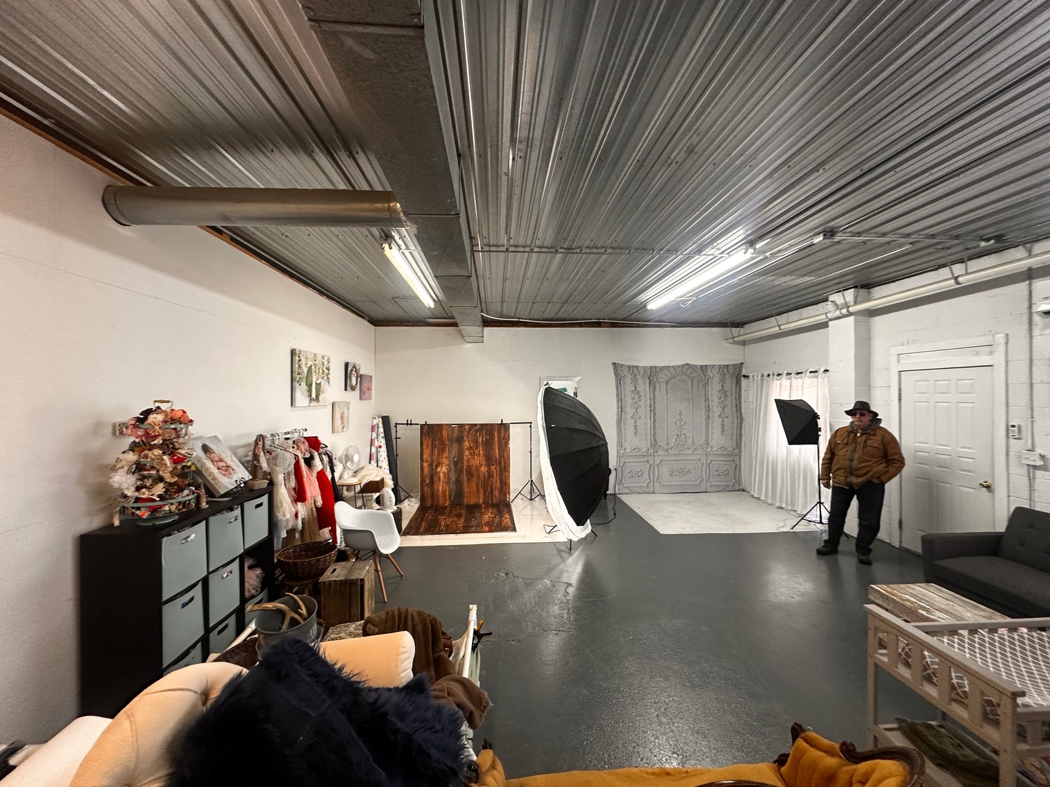 Image for 11,800 +/- sf. Income Producing Commercial Building Fronting Main Street in Broadway, VA--ONLINE ONLY BIDDING!!