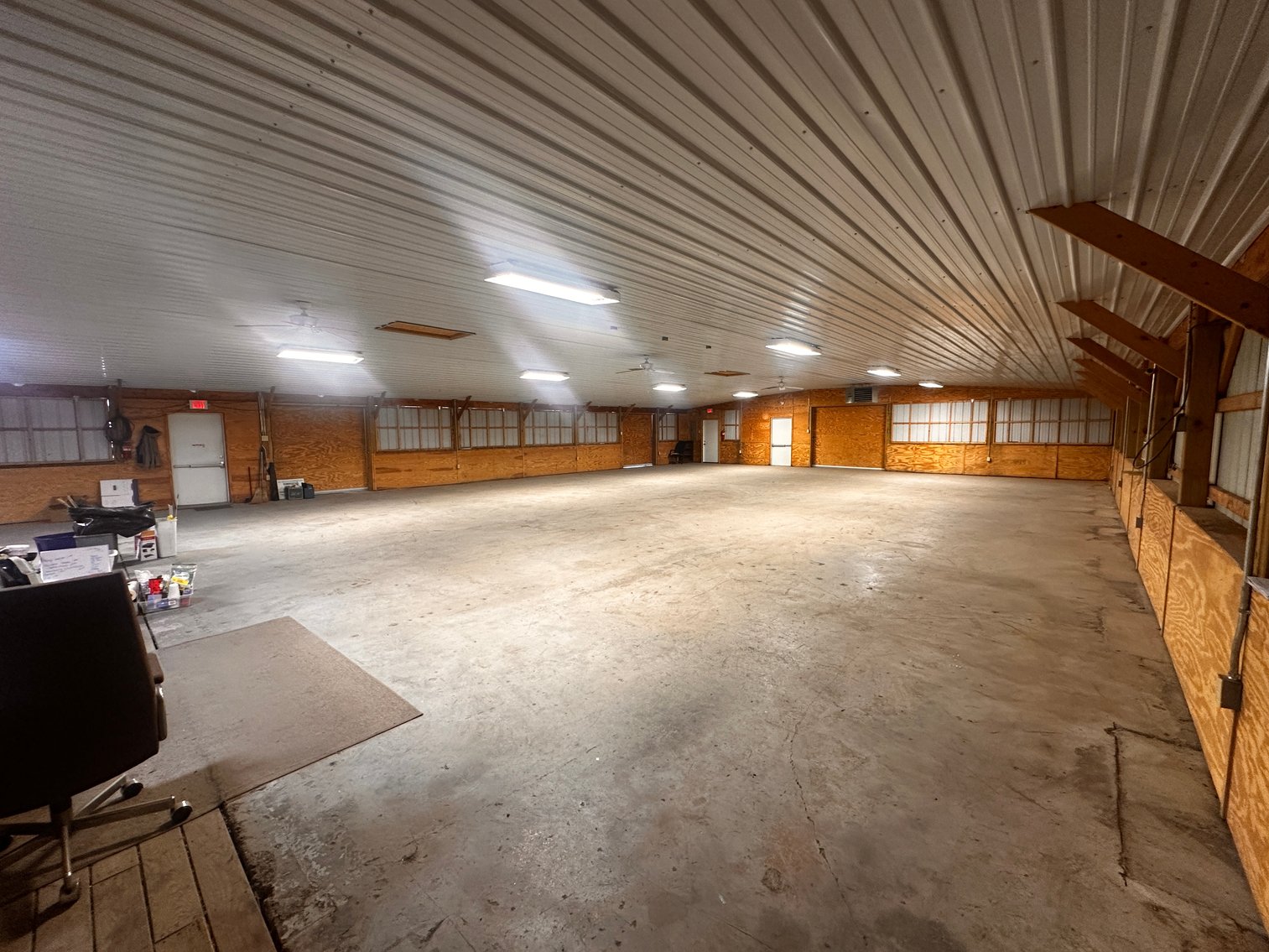 Image for 11,800 +/- sf. Income Producing Commercial Building Fronting Main Street in Broadway, VA--ONLINE ONLY BIDDING!!