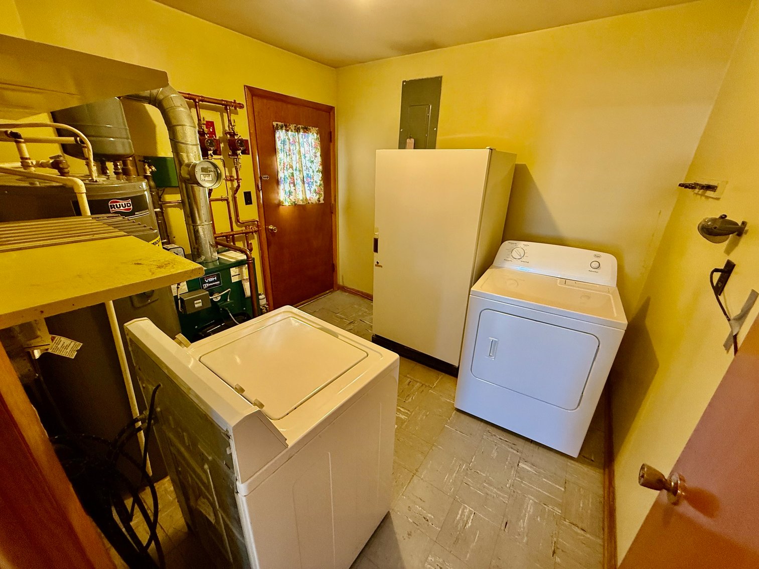 Image for 3 BR/2 BA Single Level Home on 1 +/- Acre Lot Near Rts. 15, 28 & 17 in Fauquier County, VA--SELLING to the HIGHEST BIDDER!!