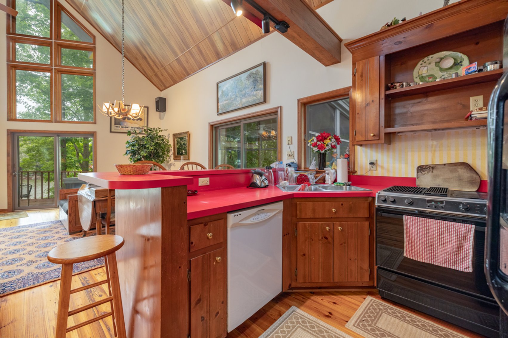 Image for 3 BR/2 BA Lake Gaston Waterfront Home w/Boat House on 1.17 +/- Acre Deep Water Lot--ONLINE ONLY BIDDING!!