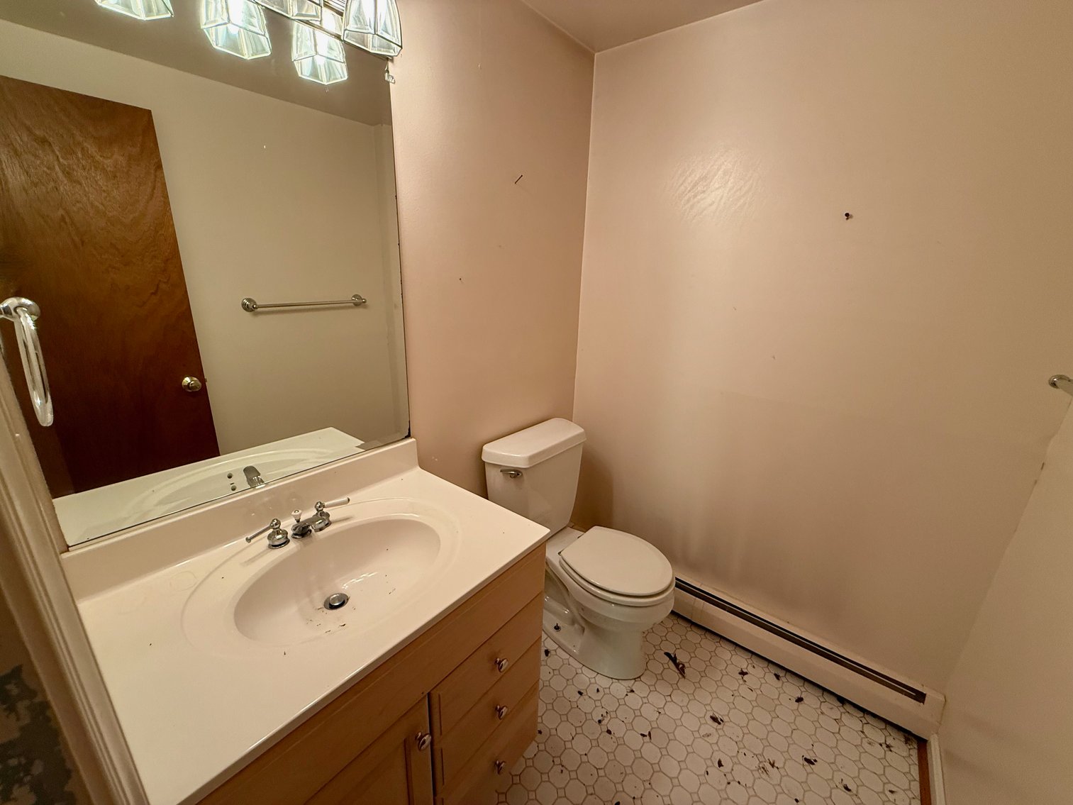 Image for 3 BR/1.5 BA Home w/Basement on Cul-de-Sac Lot Minutes From Rt.1 & I-95 in Prince William County, VA--ONLINE ONLY BIDDING!!