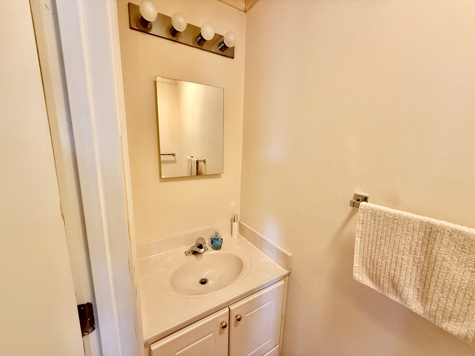 Image for 3 BR/2.5 BA Home w/Basement on 3.5 +/- Acres in Louisa County, VA--SELLING to the HIGHEST BIDDER via ONLINE ONLY BIDDING!!