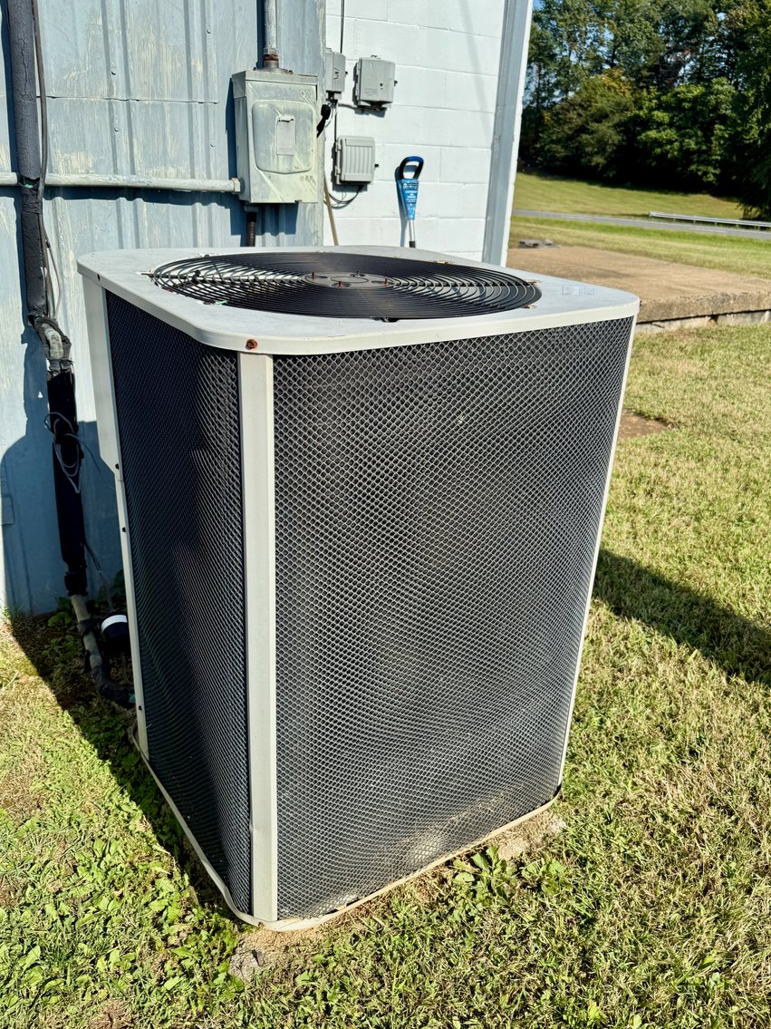 Image for Income Producing Commercial Building on 2.9 +/- Acres Fronting Rt. 29 in Madison County, VA--ONLINE ONLY BIDDING!!