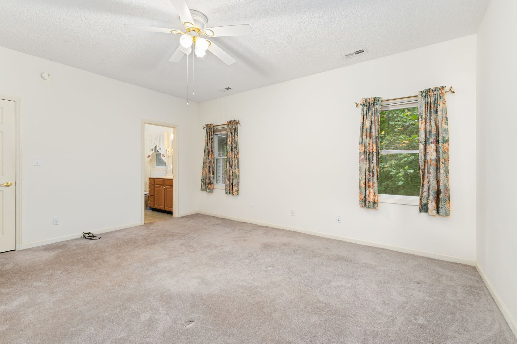 Image for 3 BR/2.5 BA Brick Home on Lake Gaston w/Dock--ONLINE ONLY BIDDING!!