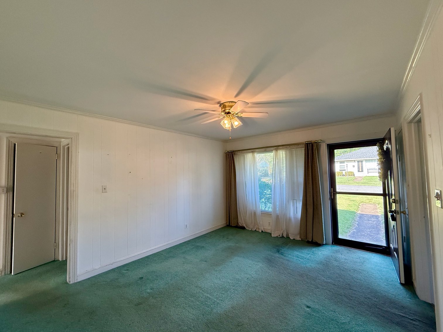 Image for 3 BR/1 BA Home w/Fenced Yard Near Downtown Culpeper, VA--SELLING to the HIGHEST BIDDER via ONLINE ONLY BIDDING!!