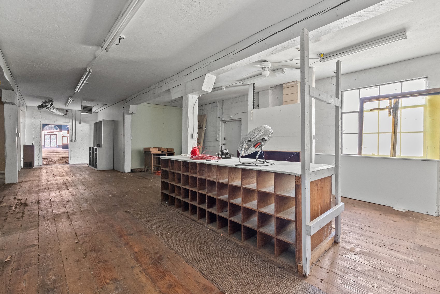 Image for HIGH BID HAS BEEN SUBMITTED FOR BANK APPROVAL: Large Commercial 2 Story Building in Downtown Historic Appomattox, VA--ONLINE ONLY BIDDING