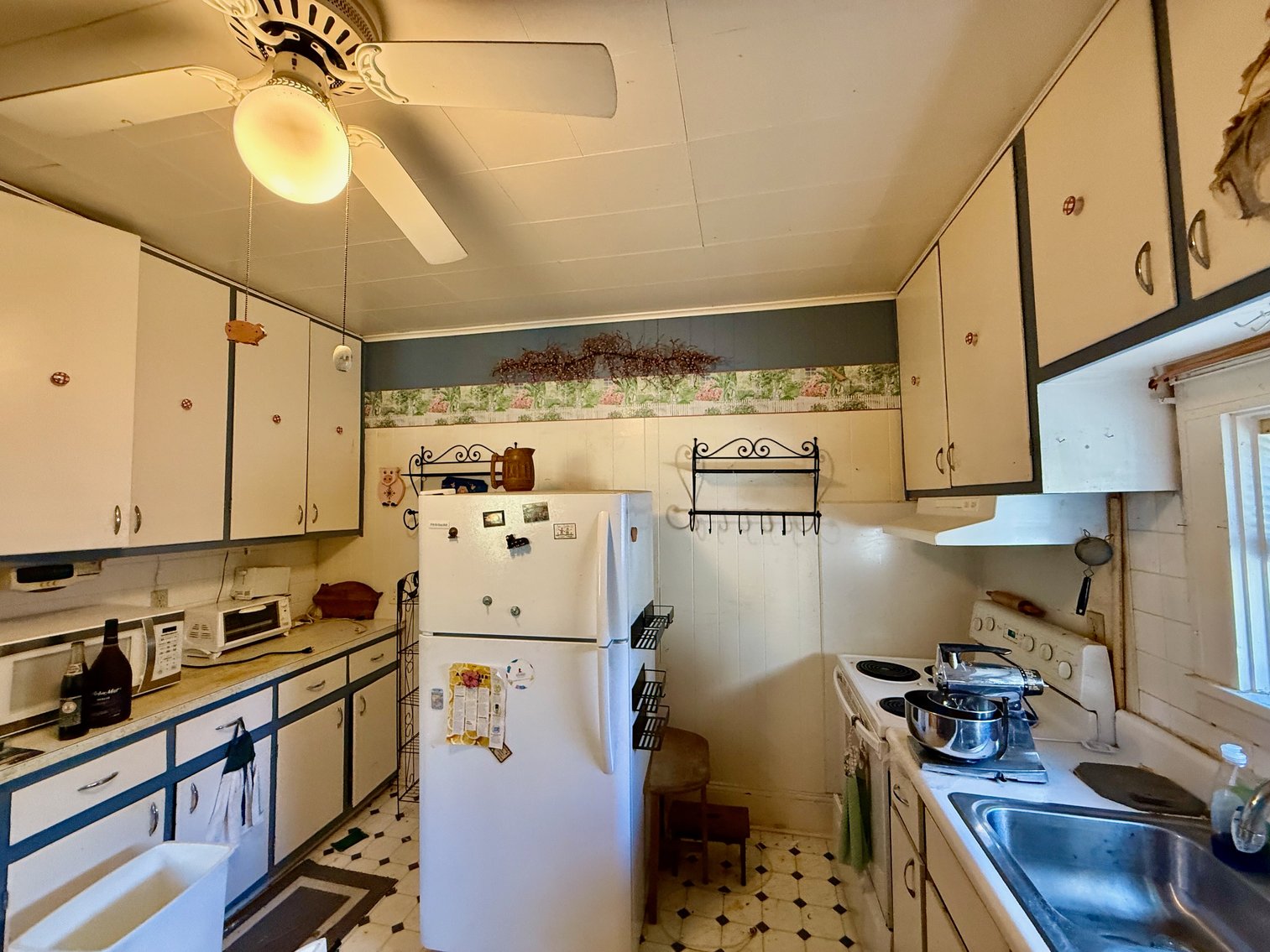 Image for 5 BR/2 BA Home on 1 +/- Acre Lot in The Town of Gordonsville, VA--ONLINE ONLY BIDDING!!