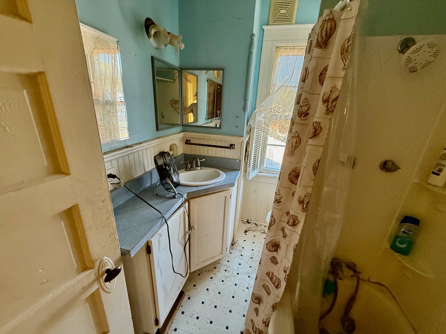 Image for 5 BR/2 BA Home on 1 +/- Acre Lot in The Town of Gordonsville, VA--ONLINE ONLY BIDDING!!