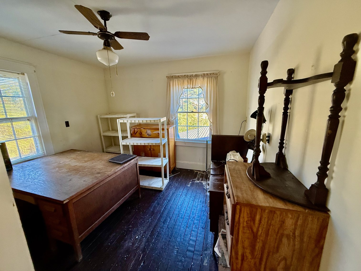 Image for 5 BR/2 BA Home on 1 +/- Acre Lot in The Town of Gordonsville, VA--ONLINE ONLY BIDDING!!