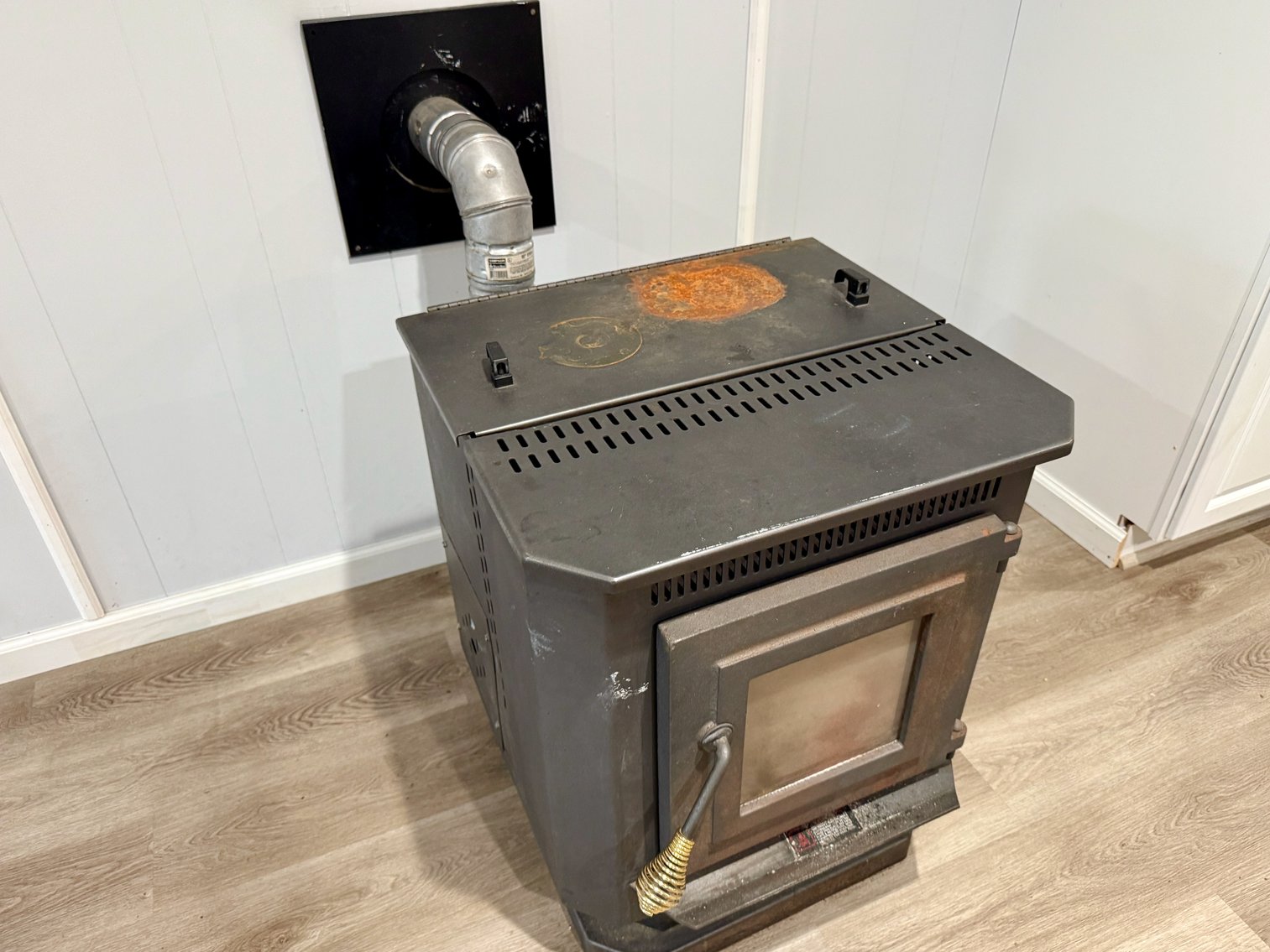 Image for 5 BR/3 BA Home w/Pool & Several Outbuildings on 1.9 +/- Acres in Culpeper. County, VA