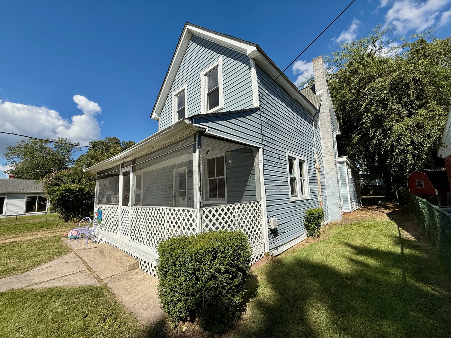 Image for 4 BR/2 BA Home Nestled Between Monroe Bay & The Potomac River in Downtown Colonial Beach, VA--SELLING to the HIGHEST BIDDER via ONLINE ONLY BIDDING!!