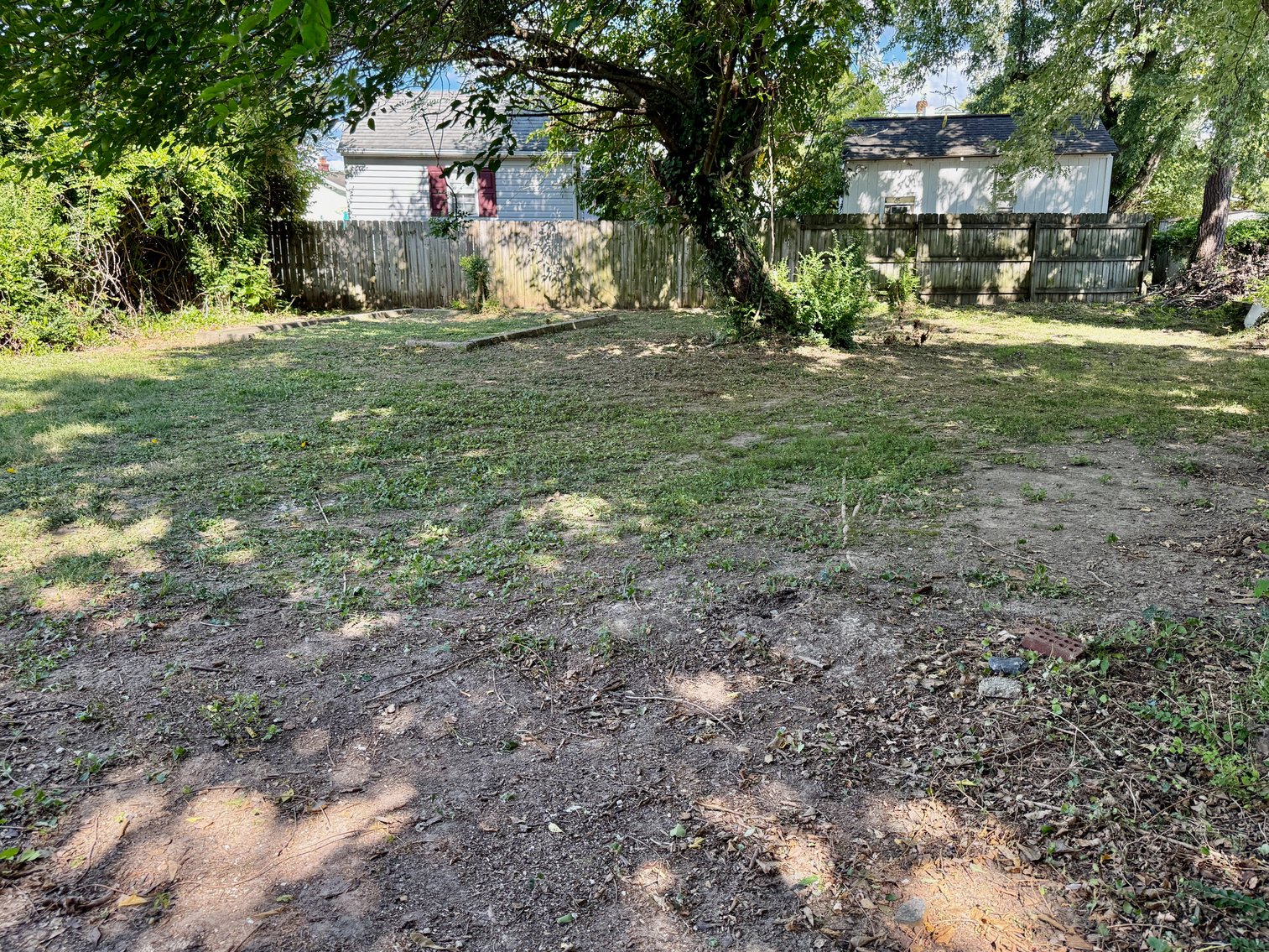 Image for 4 BR/2 BA Home Nestled Between Monroe Bay & The Potomac River in Downtown Colonial Beach, VA--SELLING to the HIGHEST BIDDER via ONLINE ONLY BIDDING!!