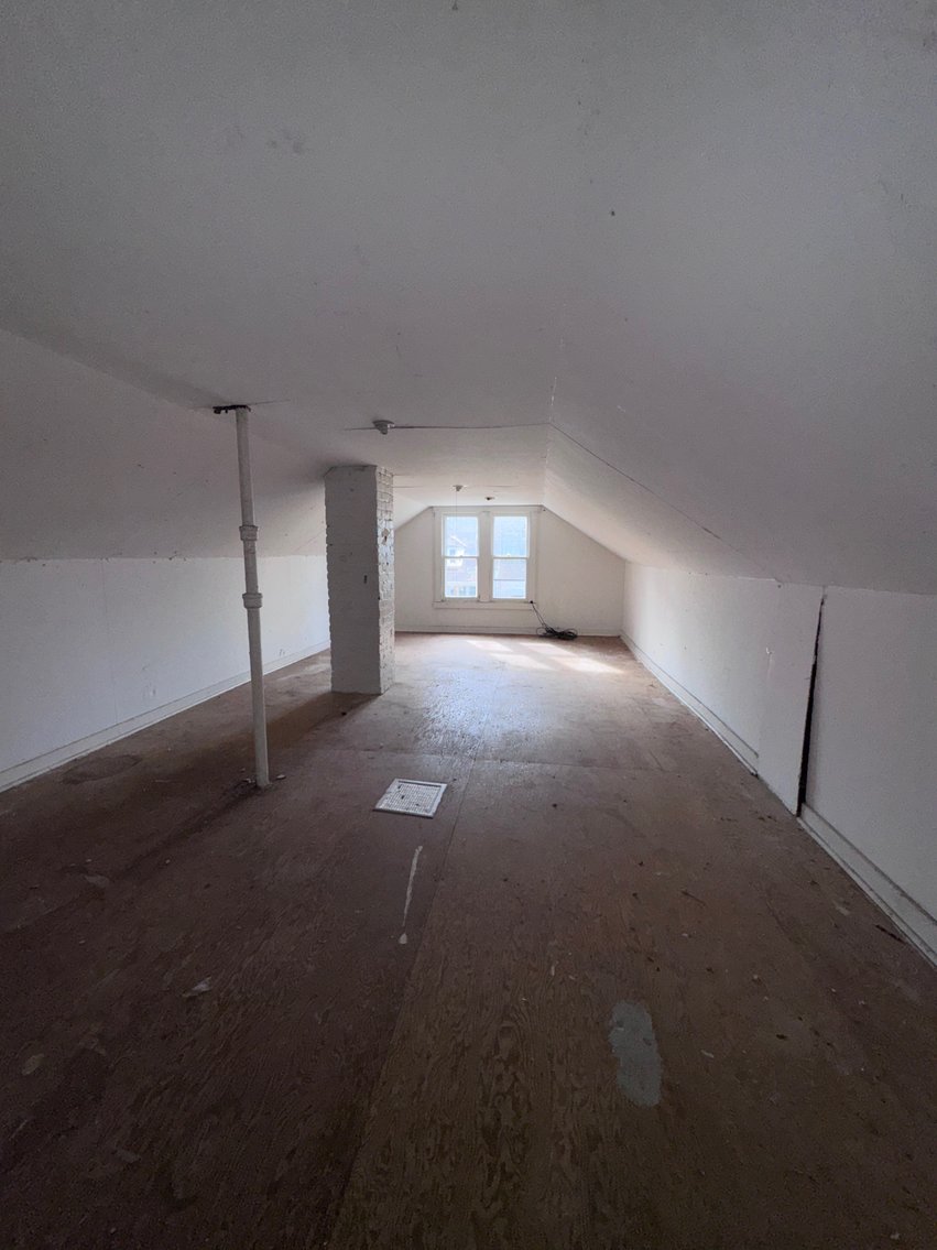 Image for 3 BR/1 BA Home on 1+ Acres in Downtown Victoria, VA--SELLING to the HIGHEST BIDDER via ONLINE ONLY BIDDING!!