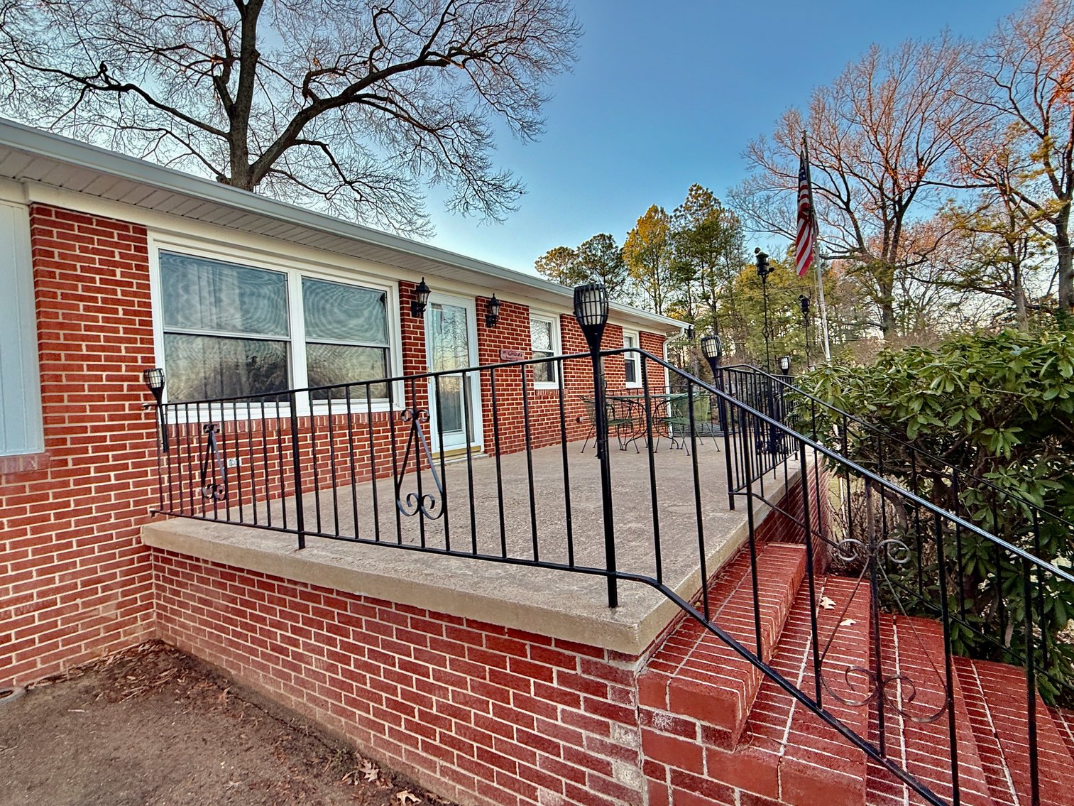 Image for 3 BR/2 BA Brick Home w/Basement Fronting Pond & Views of Mattox Creek in Colonial Beach, VA--SELLING to the HIGHEST BIDDER!!