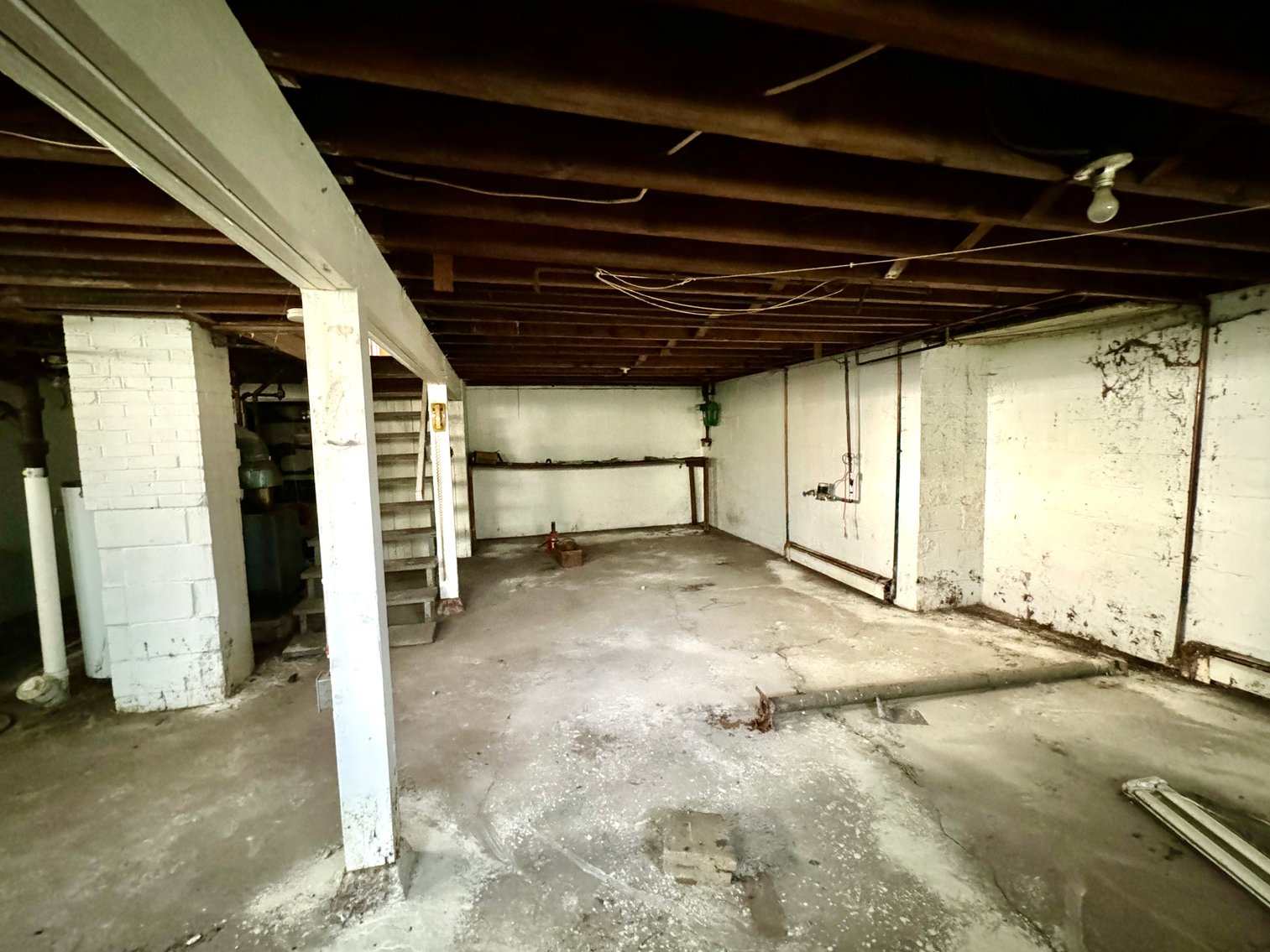 Image for 902 Chambers University View