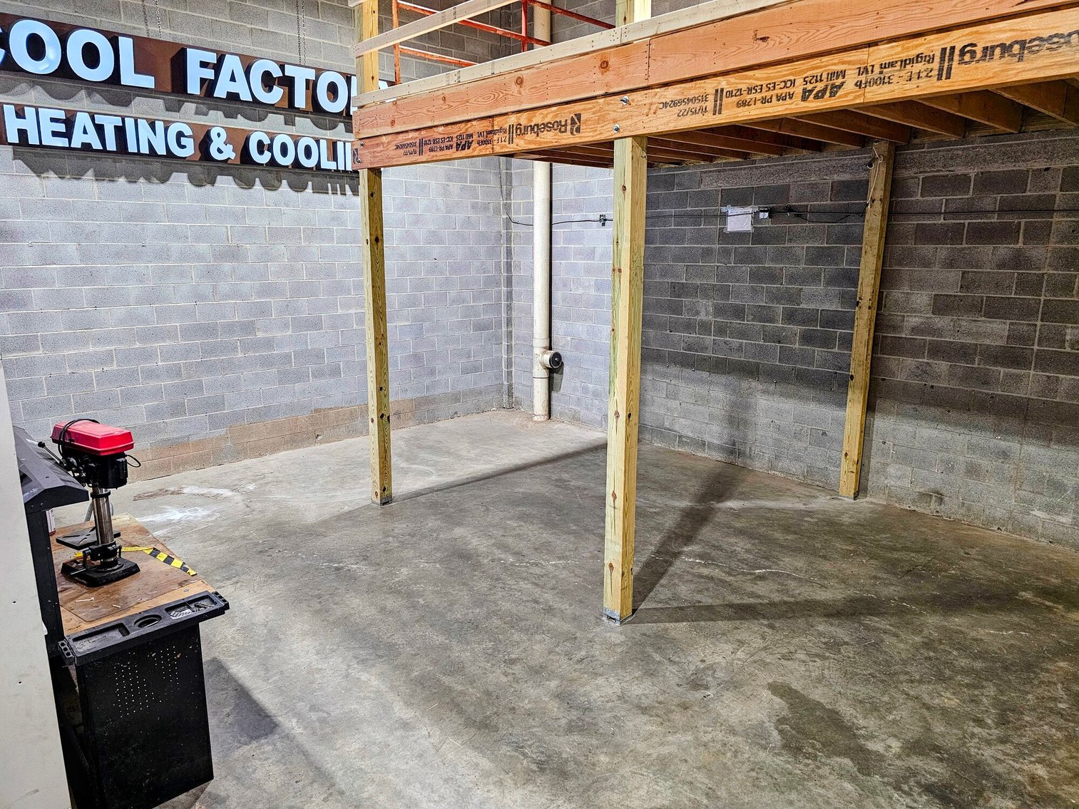 Image for Public Auction | 3,772± SF Industrial Condominium with Two Levels | Dock Door | Office Spaces | 45681 Oakbrook Court - Suite 101 | Sterling, VA