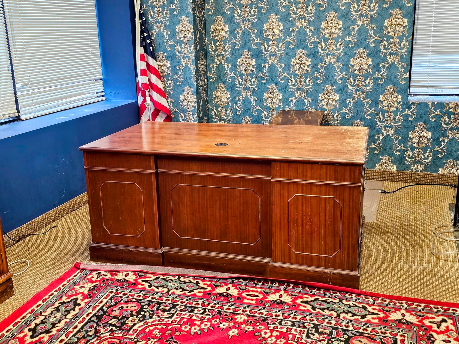 Image for Public Auction | 3,772± SF Industrial Condominium with Two Levels | Dock Door | Office Spaces | 45681 Oakbrook Court - Suite 101 | Sterling, VA