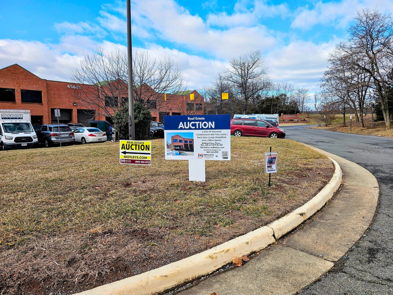 Image for Public Auction | 3,772± SF Industrial Condominium with Two Levels | Dock Door | Office Spaces | 45681 Oakbrook Court - Suite 101 | Sterling, VA